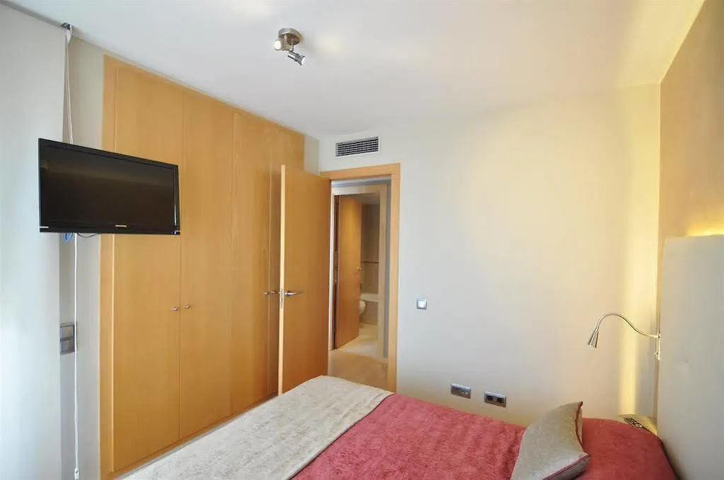 Rnet - 206 Apartments Roses Porto Mar 0*,